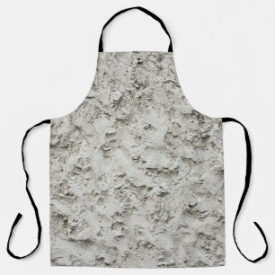 White painted wall apron