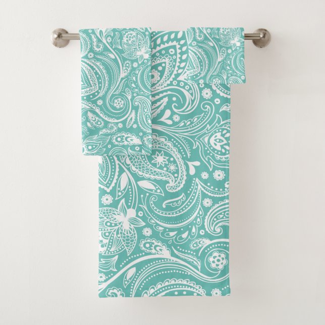 White paisley pattern turquoise background bath towel set (Insitu)