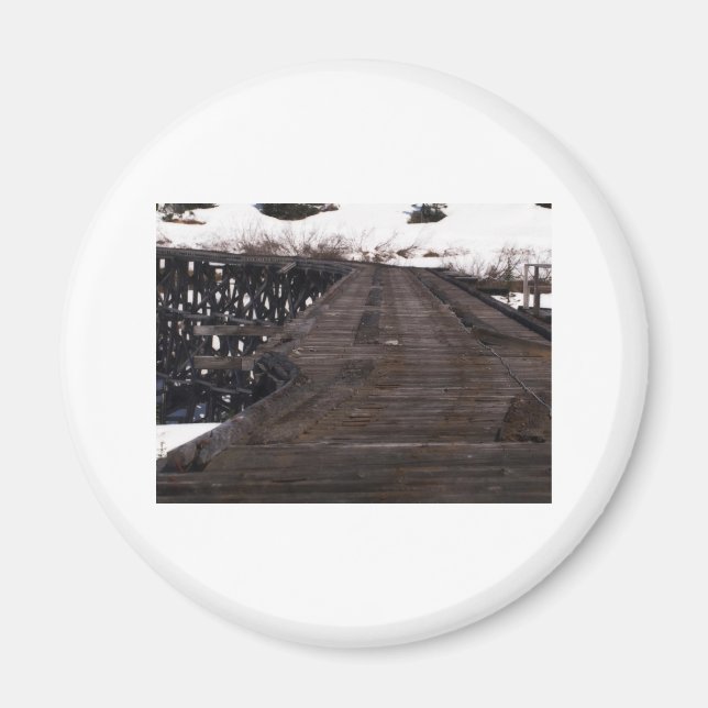 White Pass 12 Magnet (Front)