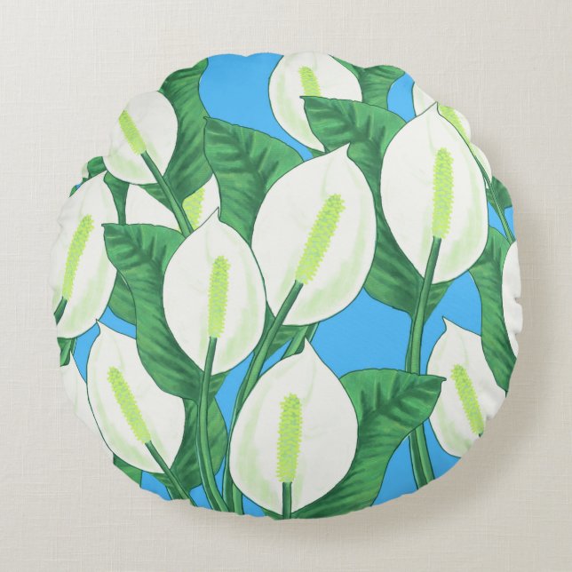 White peace lilies on pale blue background  round cushion (Front)