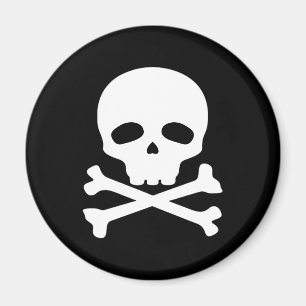 White Pirate Skull on Black Background Magnet