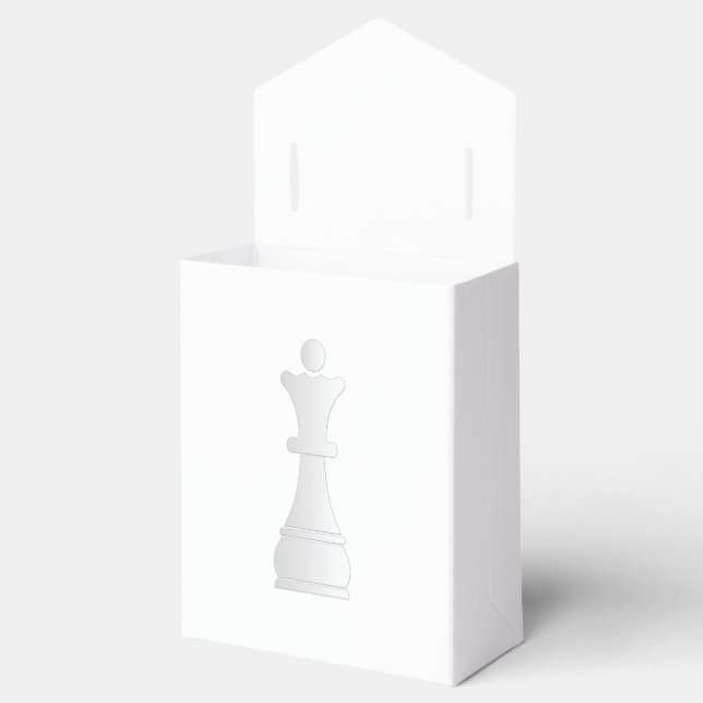 White queen chess piece favour box (Opened)