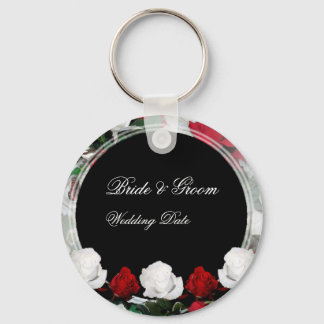 White & Red Roses Bride & Groom Wedding Favour 1 Key Ring