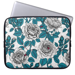 White roses and ladybugs laptop sleeve