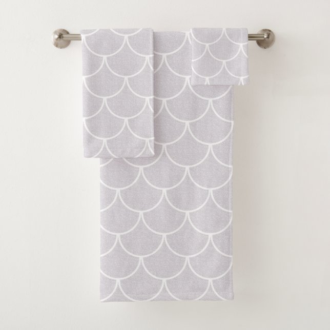 White Scalloped Mermaid Scale Pattern Bath Towel Set (Insitu)