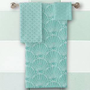 White Sea Shell Pattern Over Green Beach House Bath Towel Set