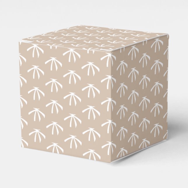 White snow star snowflakes pattern beige gift favour box (Front Side)