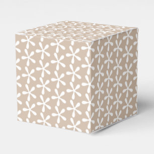 White snow star snowflakes pattern beige gift favour box