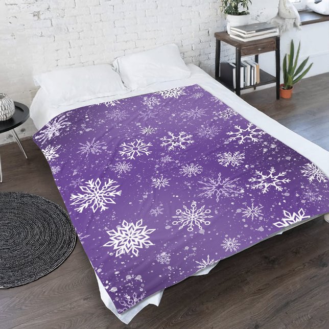 White Snowflakes Amethyst Purple Fleece Blanket (Creator Uploaded)