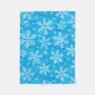 White snowflakes pattern fleece blanket