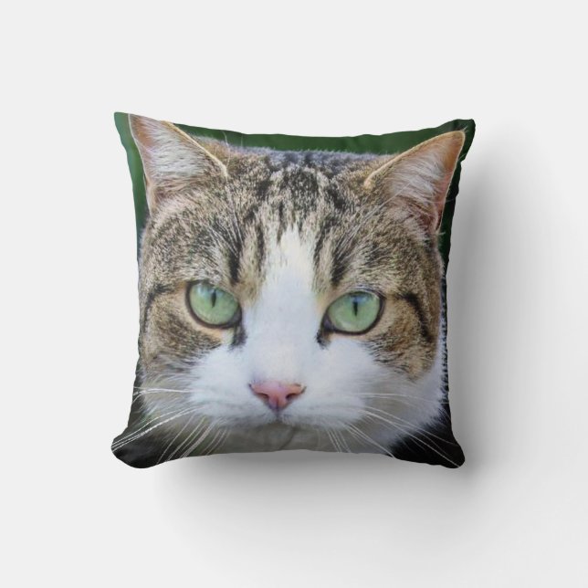White spotted cat - lovers of cat photos cushion (Front)