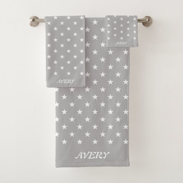 White Star Pattern on Light Silver Grey Bath Towel Set (Insitu)