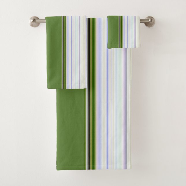 White Stripe on Green Bath Towel Set (Insitu)