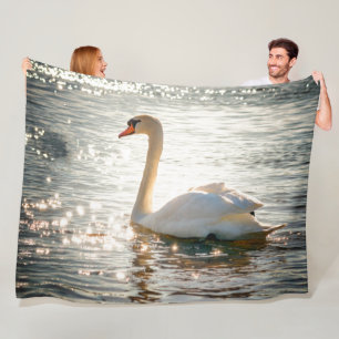 WHITE SWAN FLEECE BLANKET