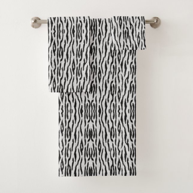 White Tiger Bath Towel Set (Insitu)