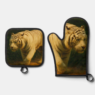 White Tiger Majesty – Stylised Wildlife Art Print Oven Mitt & Pot Holder Set