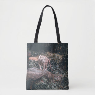 WHITE TIGER STANDING ON GREY STONE TOTE BAG