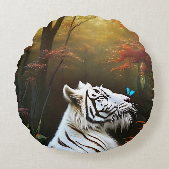 White Tiger Those Loving Moments, Round Cushion (Front)