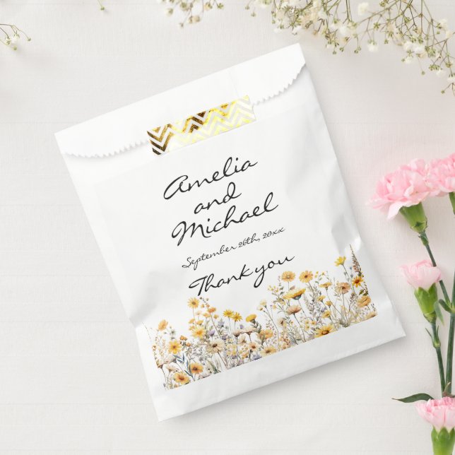 White Yellow Meadow Wildflowers Favour Bag (Sealed)