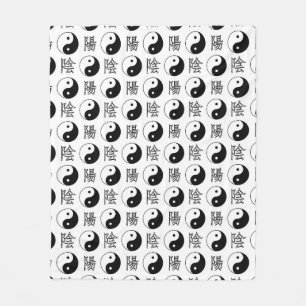White Yinyang Symbol Chinese Pattern Fleece Blanket