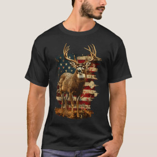 Whitetail Buck Deer Hunting 4Th Of July Usa Americ T-Shirt