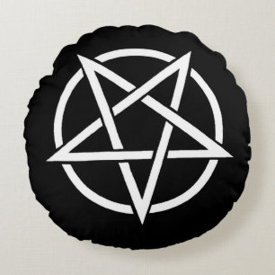 Wic blk Round Pillow