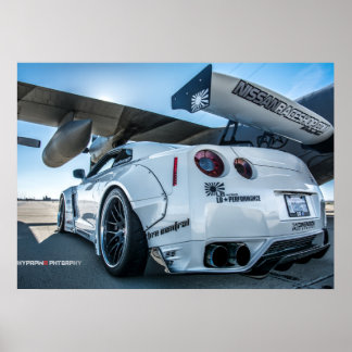Widebody Nissan GT-R Libertywalk R35 with Poster