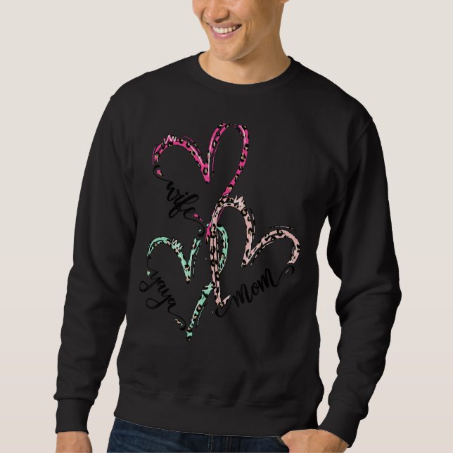 Wife Mum Yaya Leopard Heart Valentine Women Sweatshirt (Front)