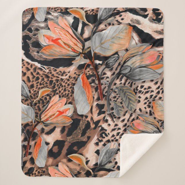 Wild african animal skin with browm flowers patter sherpa blanket (Front)