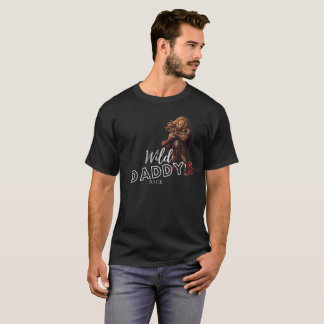 Wild Daddy's Back Funny Lion Dad Joke T-Shirt