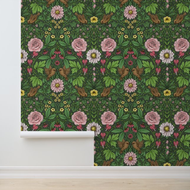 Wild garden in green wallpaper (Application)