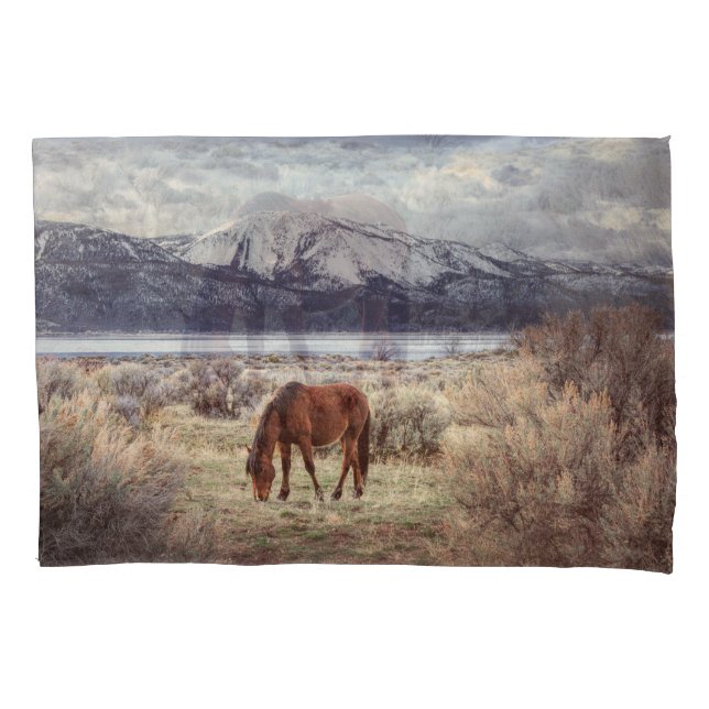 Wild horse: Nevada winter landscape. Pillowcase (Front)