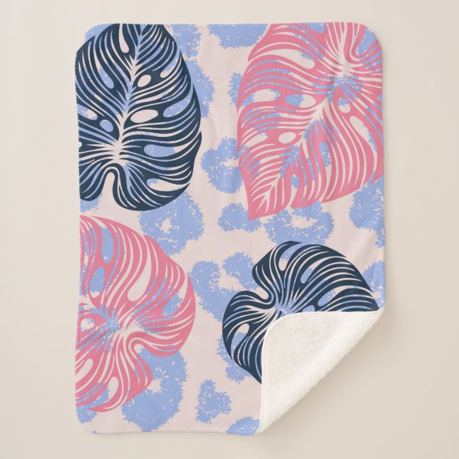 Wild jungle seamless pattern,background with hand  sherpa blanket (Front)