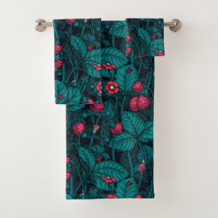 Wild strawberries, red and blue bath towel set