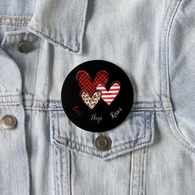 Wild valentine 7.5 cm round badge (In Situ)