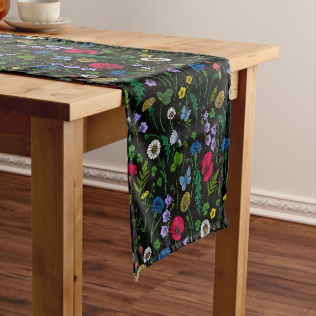 Wildflowers on black short table runner (In Situ)