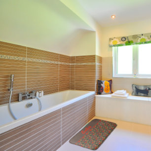 Wildflowers pattern poppy brown  bath mat