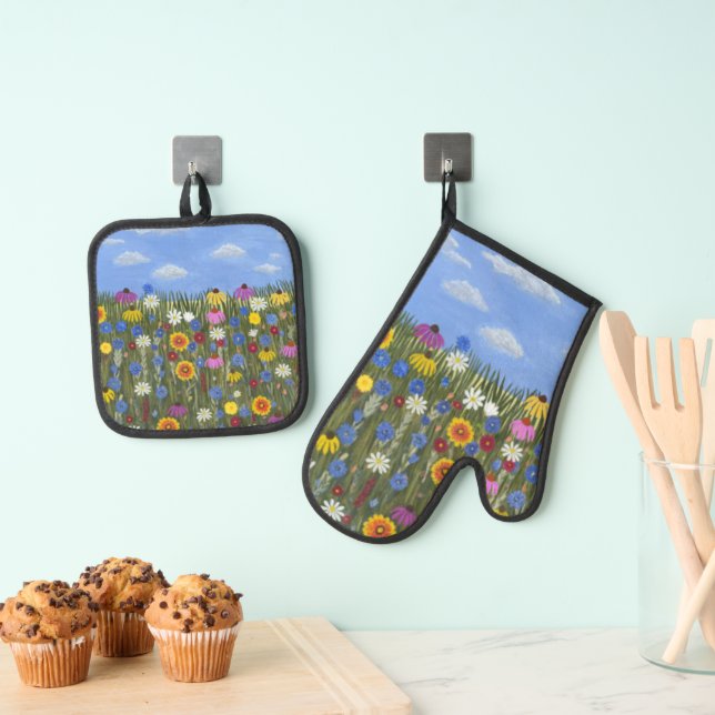Wildflowers with Daisies Oven Mitt & Pot Holder Set (Insitu(Hanging))