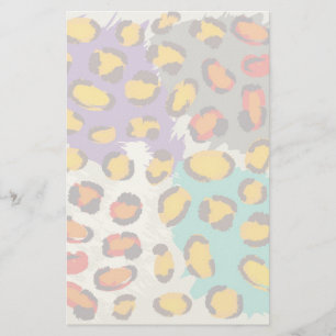 Wildlife animal pattern stationery