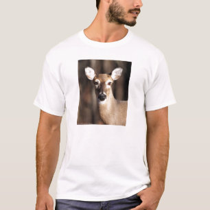 Wildlife Whitetail Deer Doe Portrait T-Shirt