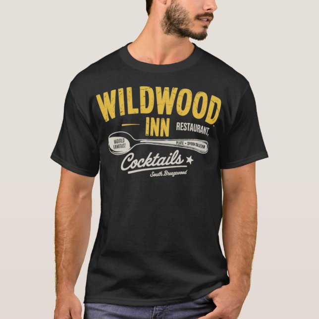 Wildwood Inn - Breezewood, PA T-Shirt (Front)