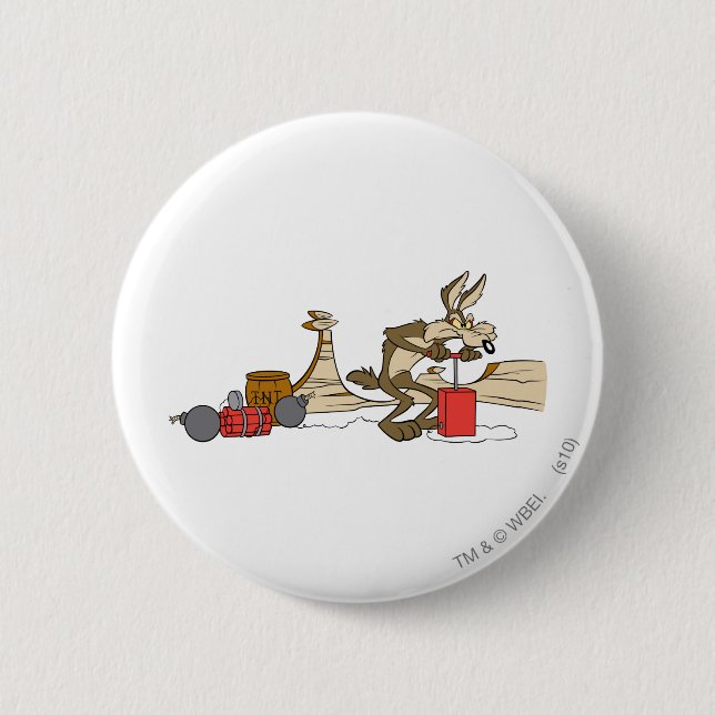 WILE E. COYOTE™ ACME TNT 6 CM ROUND BADGE (Front)