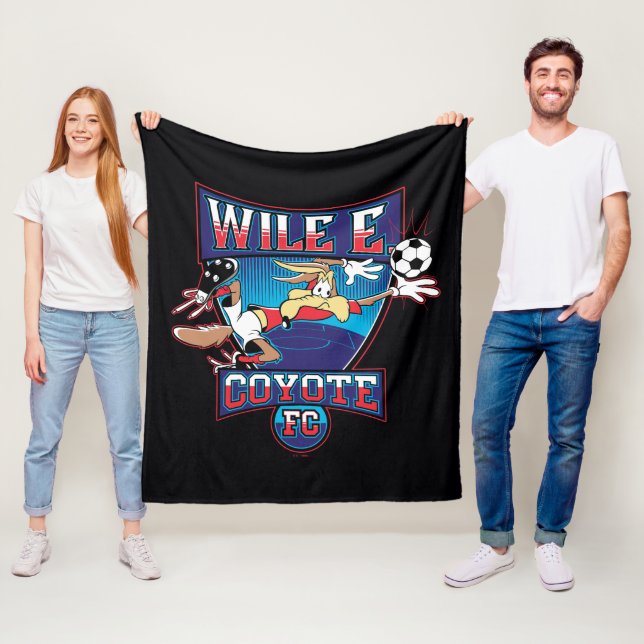 WILE E. COYOTE™ Football Club Badge Fleece Blanket (In Situ)
