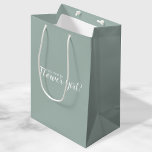 Will You Be My Flower Girl? Modern Proposal Medium Gift Bag<br><div class="desc">"Will You Be My Flower Girl?" Modern Proposal Gift Bag
features title "Will You Be My Flower Girl?" in white modern script font style on sage green background.</div>