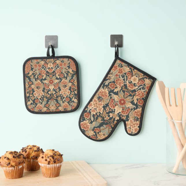 William Morris Antique Honeysuckle Floral Pattern Oven Mitt & Pot Holder Set (Insitu(Hanging))