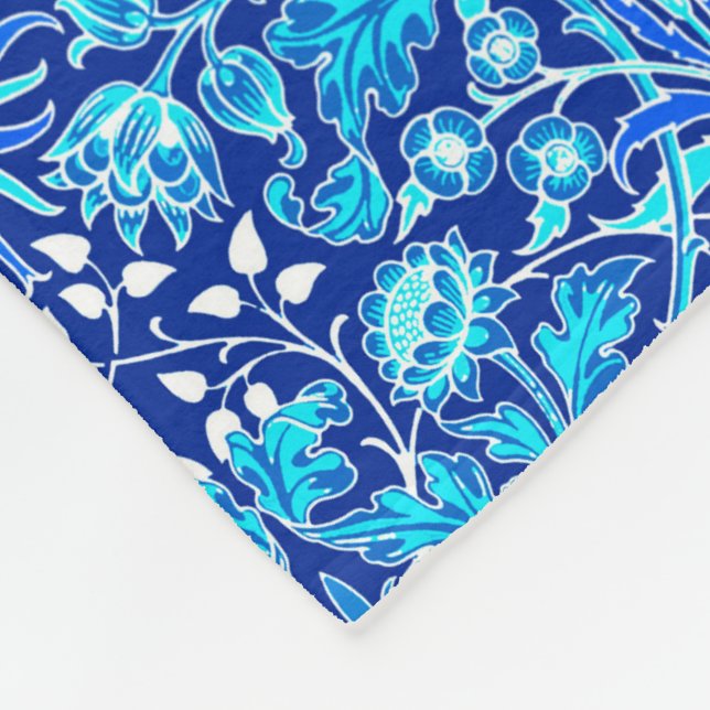 William Morris Hyacinth Print, Navy & Cobalt Blue Fleece Blanket (Corner)