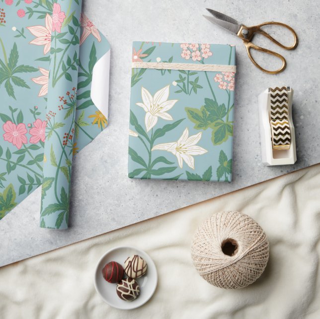 William Morris Inspired Spring Pattern Wrapping Paper (Crafts)