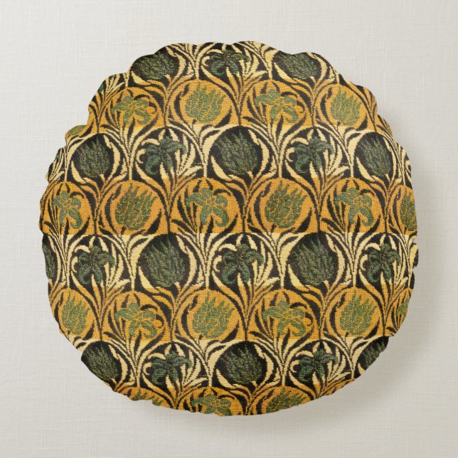 William Morris Tulips & Lilies Carpet Rug Classic  Round Cushion (Front)