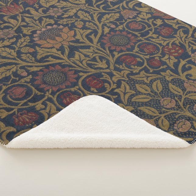 William Morris: Violet & Columbine Sherpa Blanket (3/4)