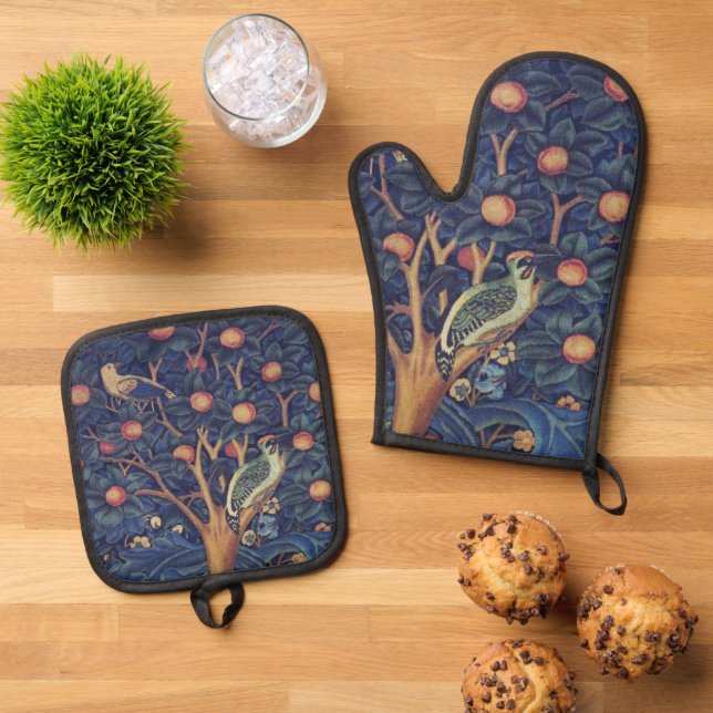 William Morris Woodpecker Tapestry Arts & Crafts  Oven Mitt & Pot Holder Set (Top Down)